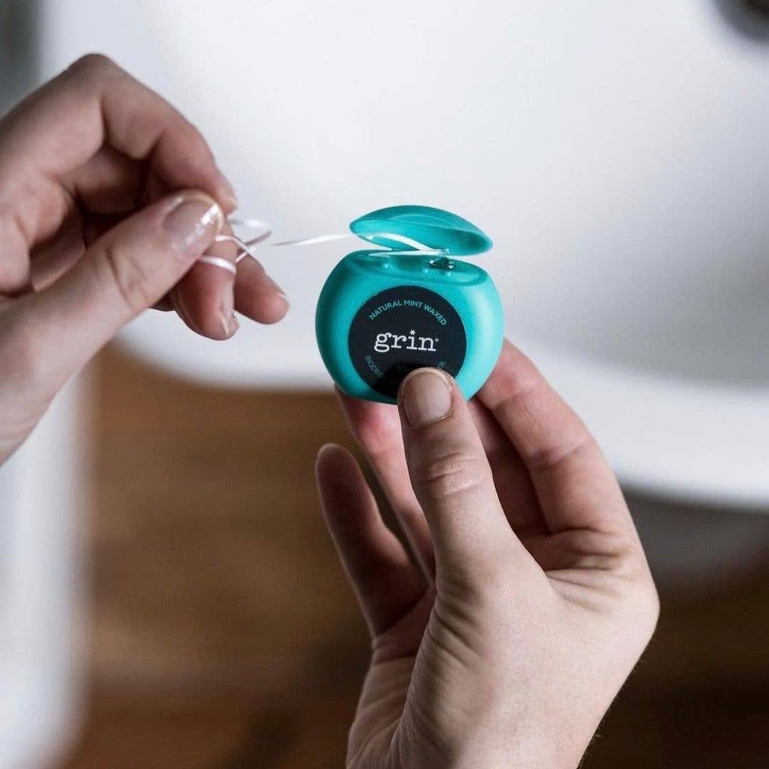 Grin Natural Mint Waxed Dental Floss | Tear-Resistant, Fluoride-Free, Eco-Friendly Dispenser